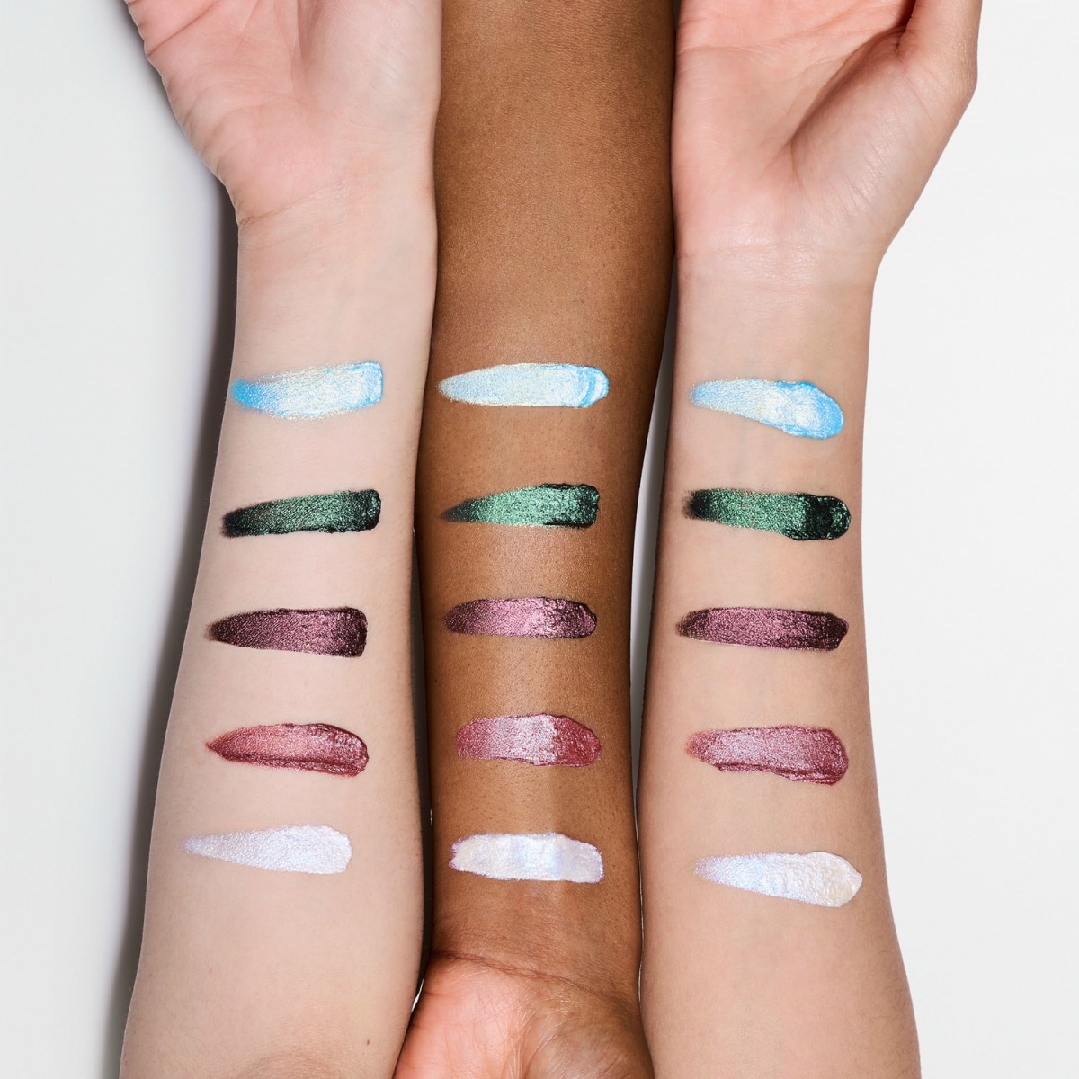 Volume Up Shimmer Shock Eyeliner