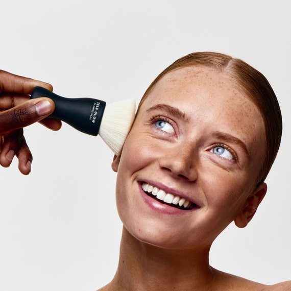 Sunbrush Glow Face & Body Brush