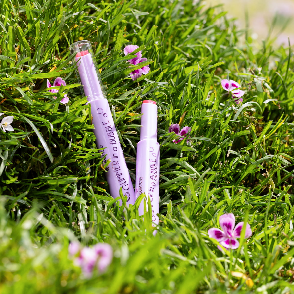Glimmer In A Bubble Jelly Lip Balm - 01 Chasing Bubbles