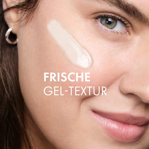 Regenerierende Augenpflege mit Hyaluron