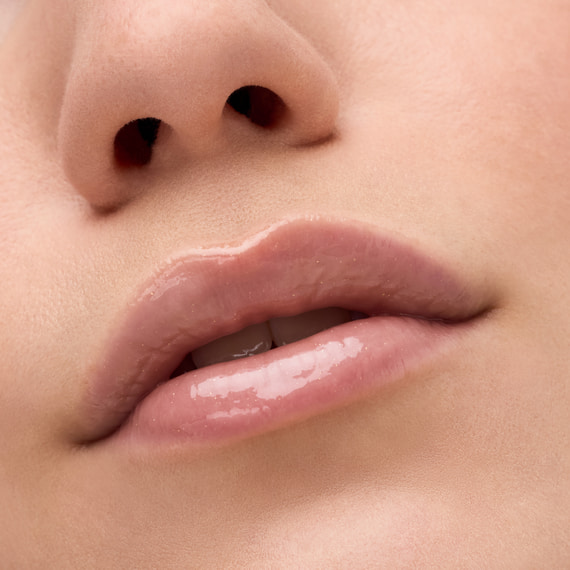 Aura Drop Lip Elixir - 010 Sparkle Served