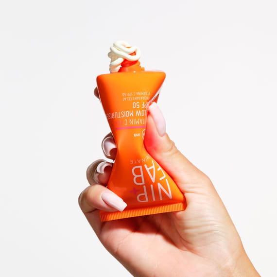 Vitamin C Fix Glow Moisturiser SPF50