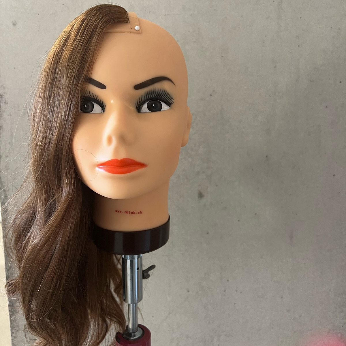 Profile hair piece right