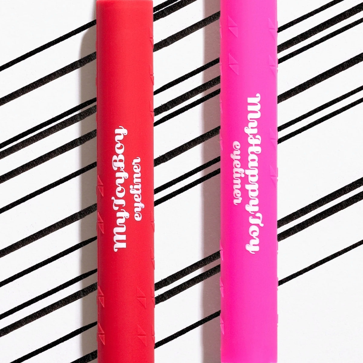 MyHappyToy Eyeliner - Ultra-Fine Lines