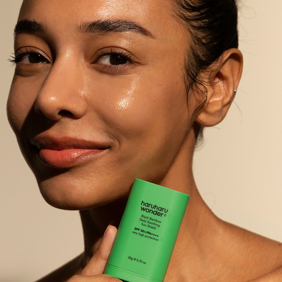 Black Bamboo Daily Soothing Sun Shield SPF50+ PA++++