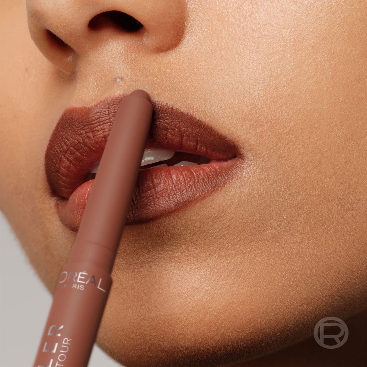 Blurfiller Blurring Lips Contour 