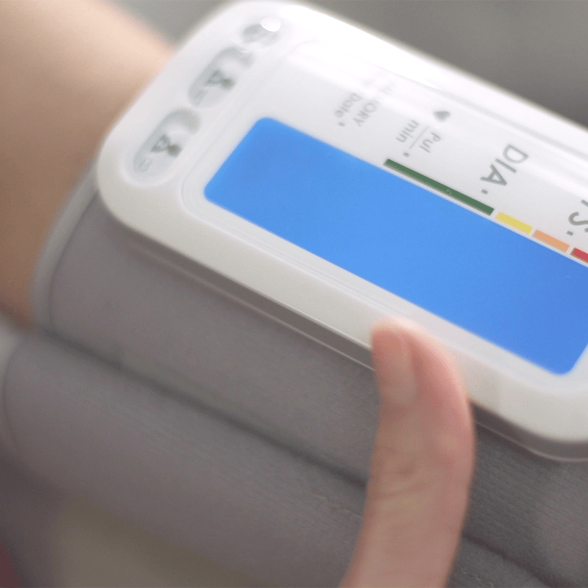 Tensio Bras connected arm blood pressure device