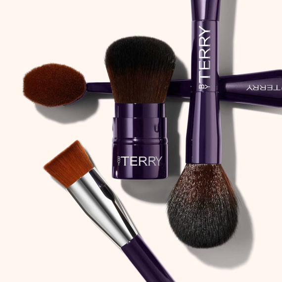 Soft-Buffer Foundation Brush