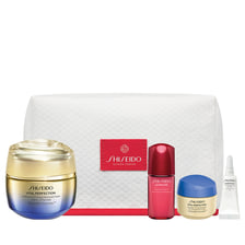 Vital Perfection Advanced Pouch Set