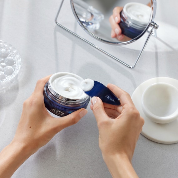 Extra Intensive Mask