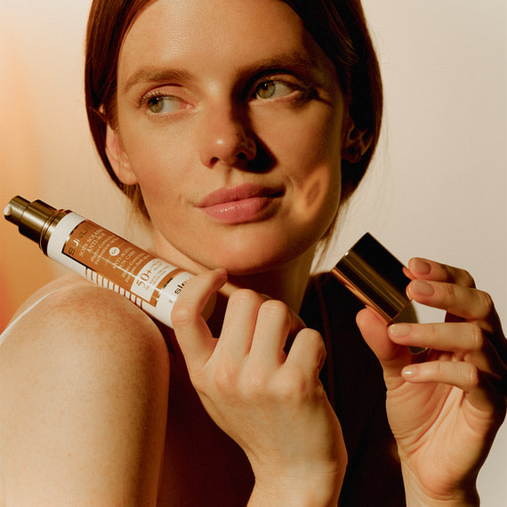 Soin Solaire Anti-Âge SPF 50+
