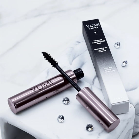 Magnificence Black Mascara