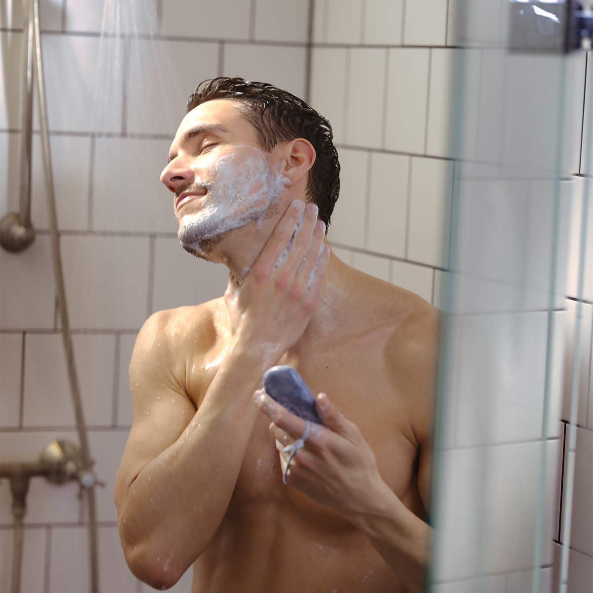 3in1 Solid Shower Care - What a Man