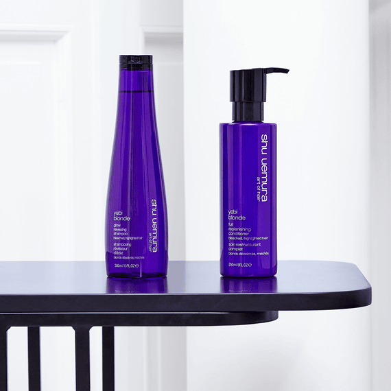 Yubi Blonde Glow Revealing Shampoo